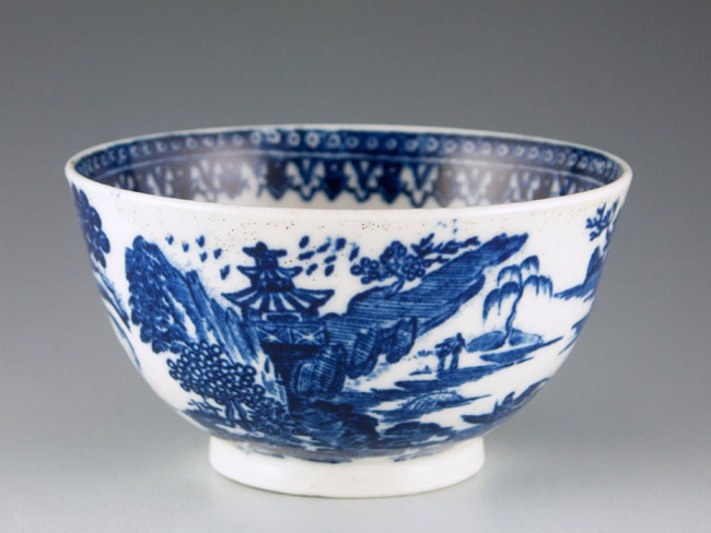 Gazebo Pattern Lion Marked Group porcelain tea bowl