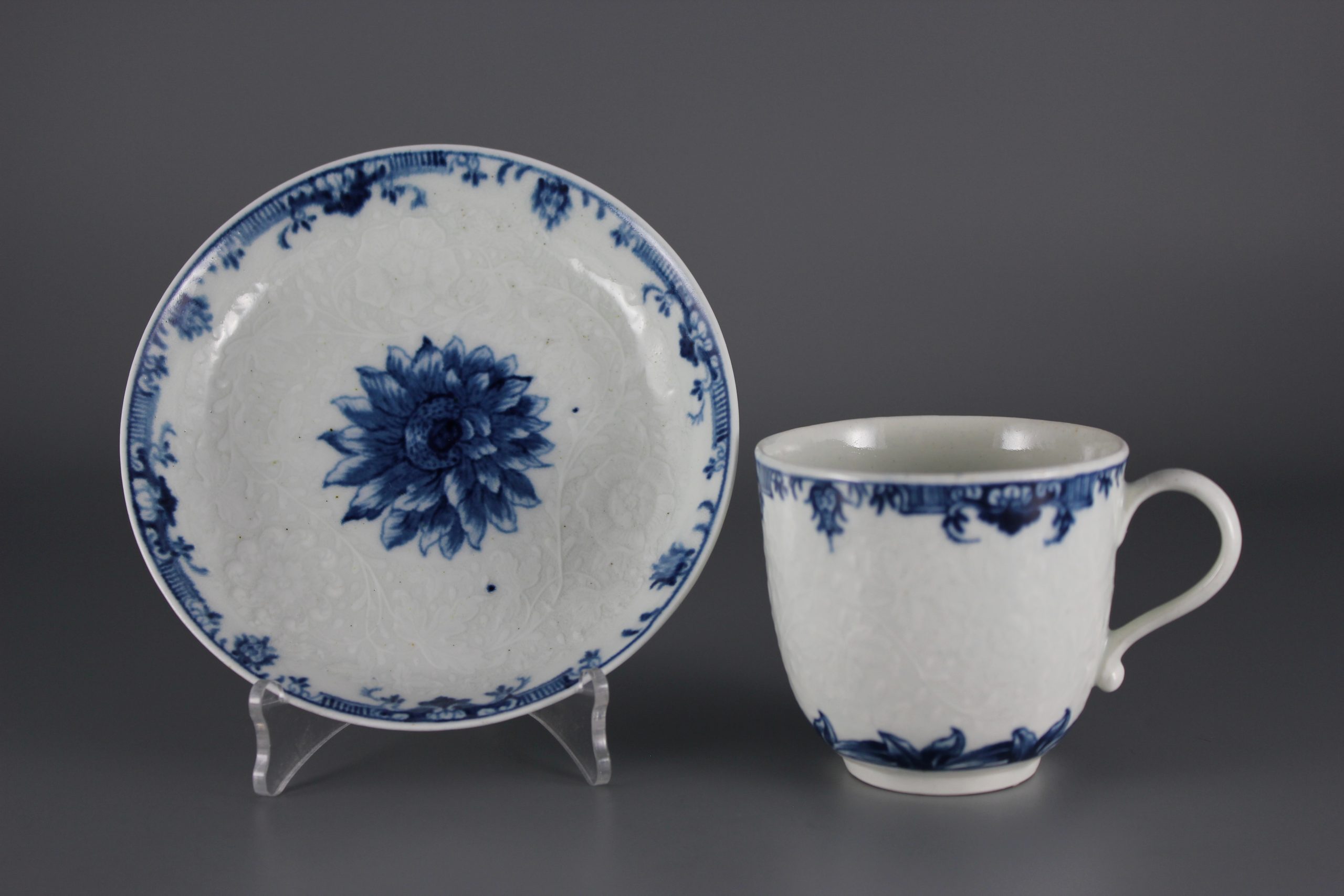 Worcester Chrysanthemum Cup and Saucer (Ref.0674) - JUNO ANTIQUES