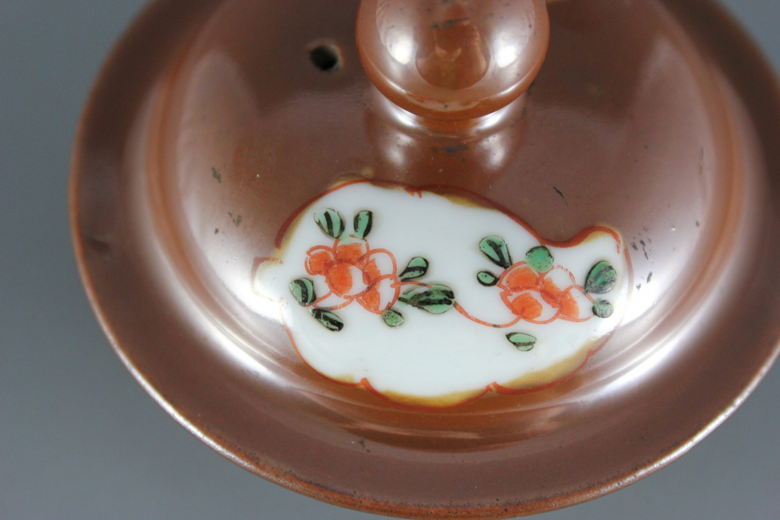 Chinese Batavian ware teapot