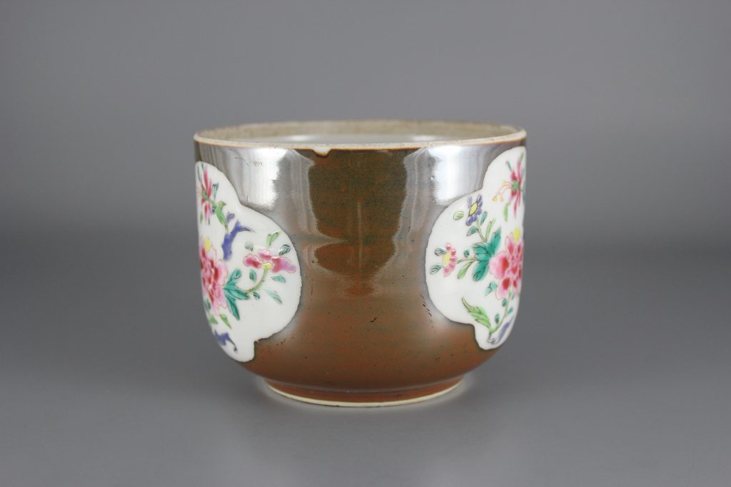 Chinese Batavian lidded jar