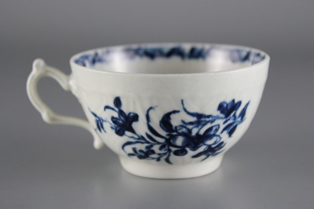 Worcester Feather Mould Floral