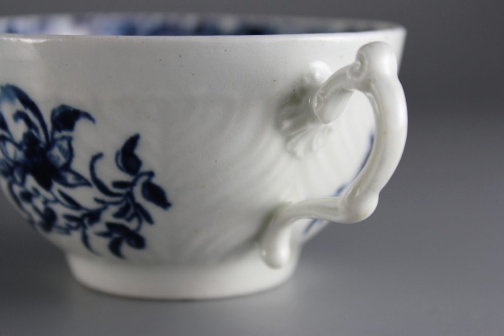 Worcester Feather Mould Floral