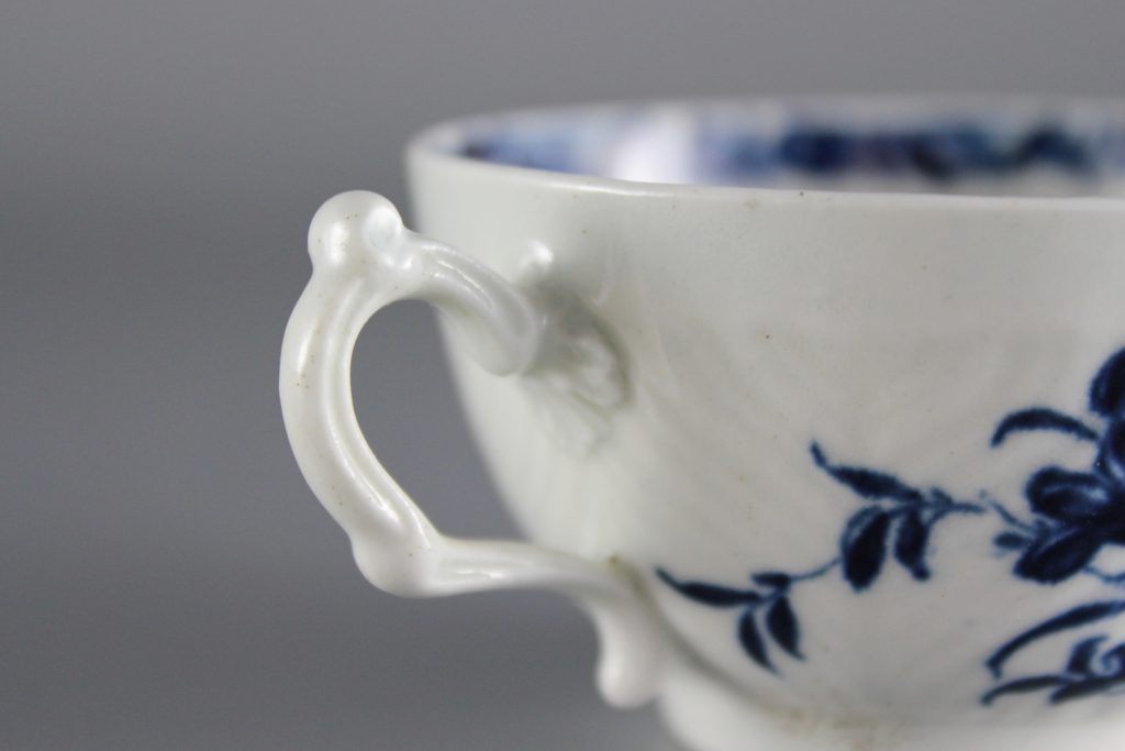 Worcester Feather Mould Floral