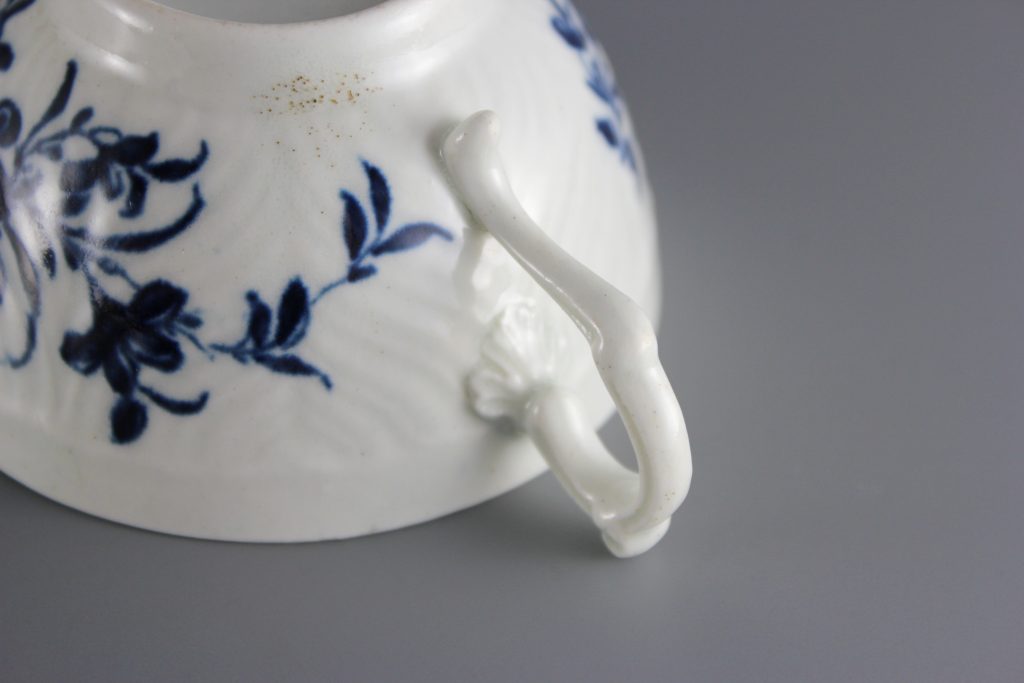 Worcester Feather Mould Floral