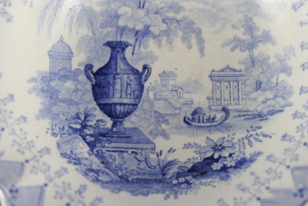 Canova Staffordshire Pickle Dish
