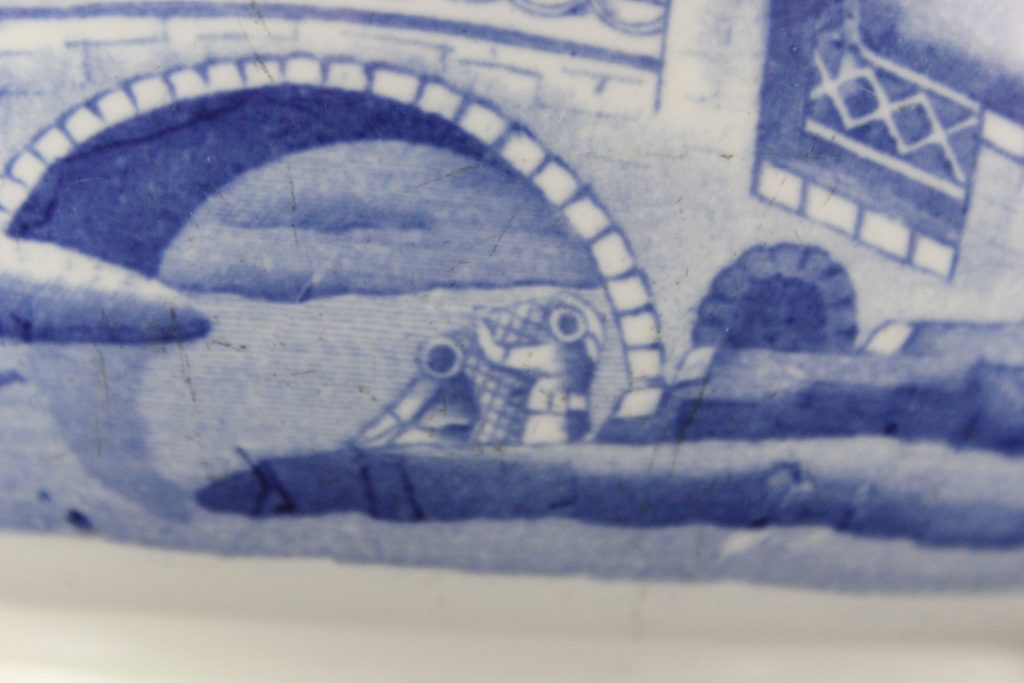 Spode chamber pot