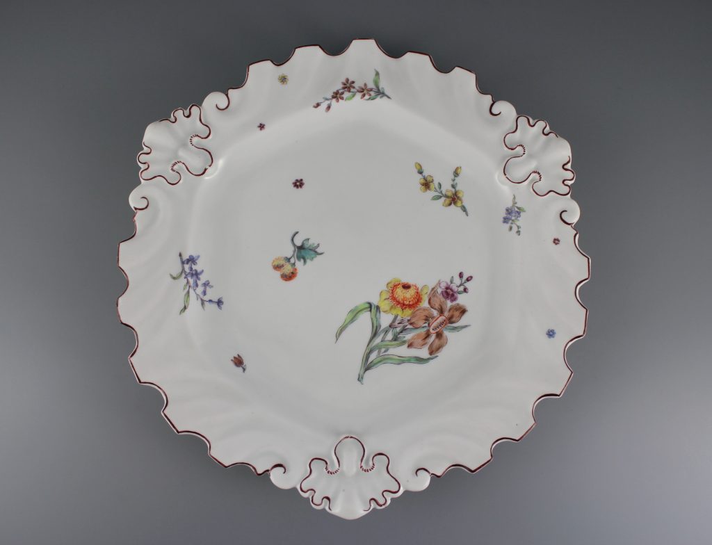 Chelsea red anchor porcelain