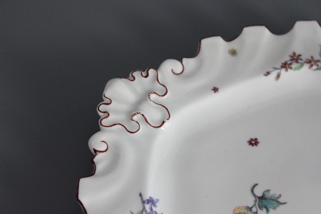 Chelsea red anchor porcelain