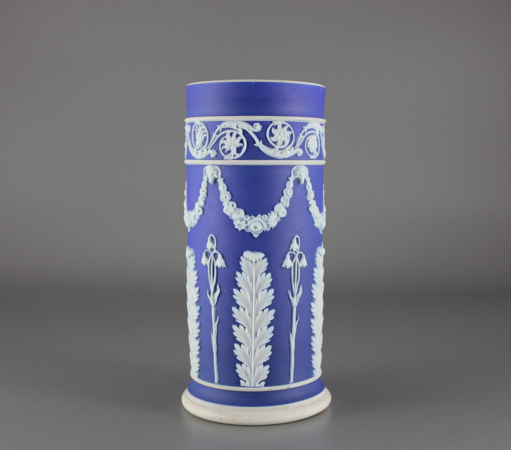 Wedgwood spill vase