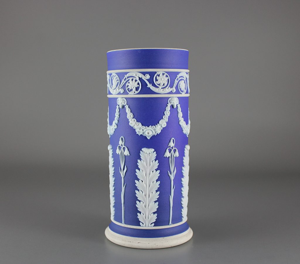 Wedgwood spill vase